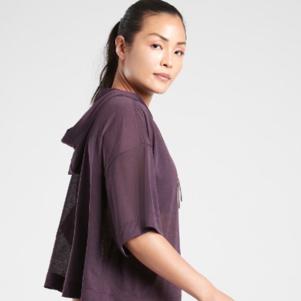 NWT Athleta Vapor Hooded Tee - Medium - Purple